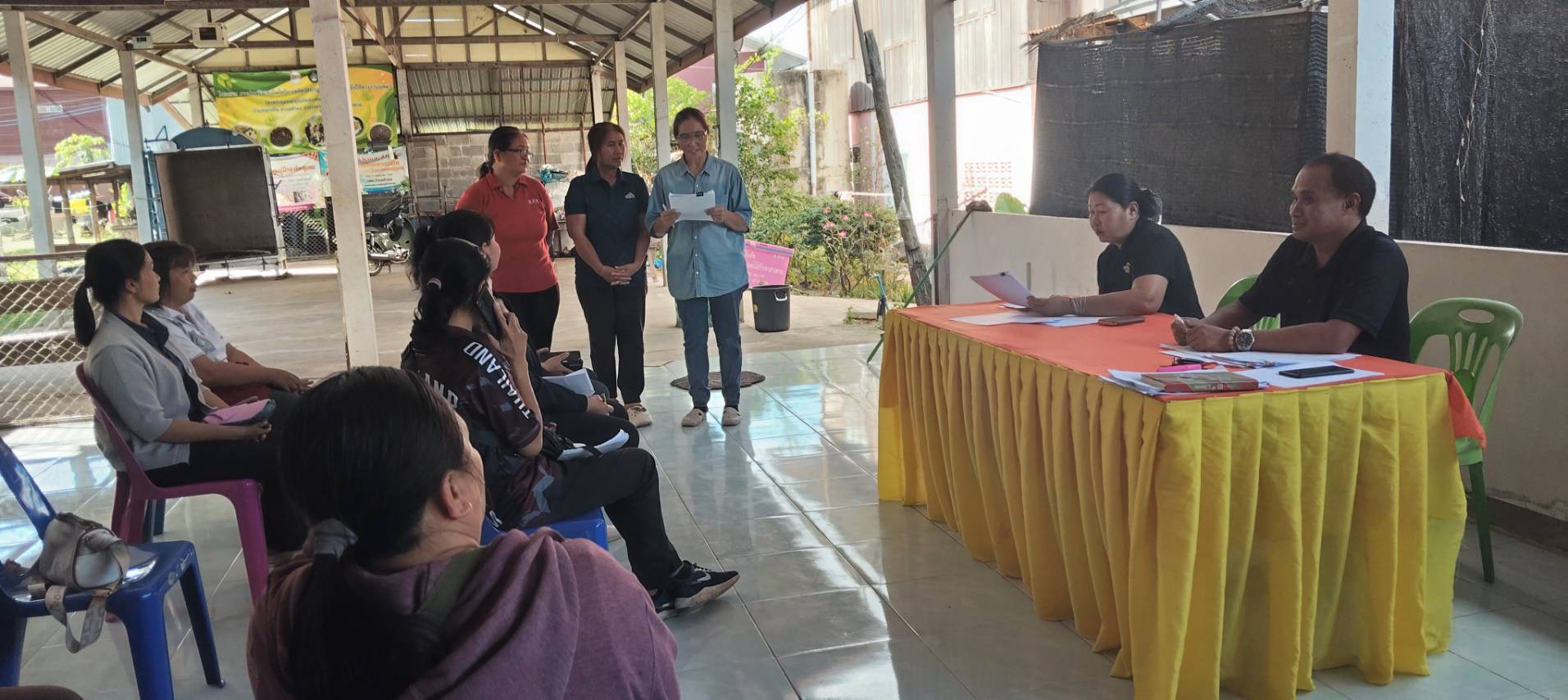 พช.นาดูน จังหวัดมหาสารคาม  ร่วมประชุมคณะขับเคลื่อนกองทุนพัฒนาบทบาทสตรีตำบลหัวดง