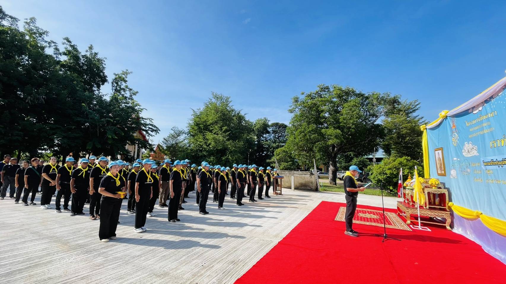 พช.นาดูน ร่วมกิจกรรมจิตอาสาพระราชทาน "เราทำความ ดี ด้วยหัวใจ"